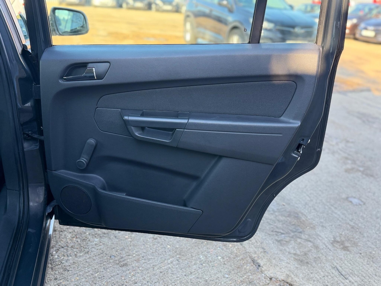 Used Vauxhall Zafira 2013 for sale - 76666950: Photo 28