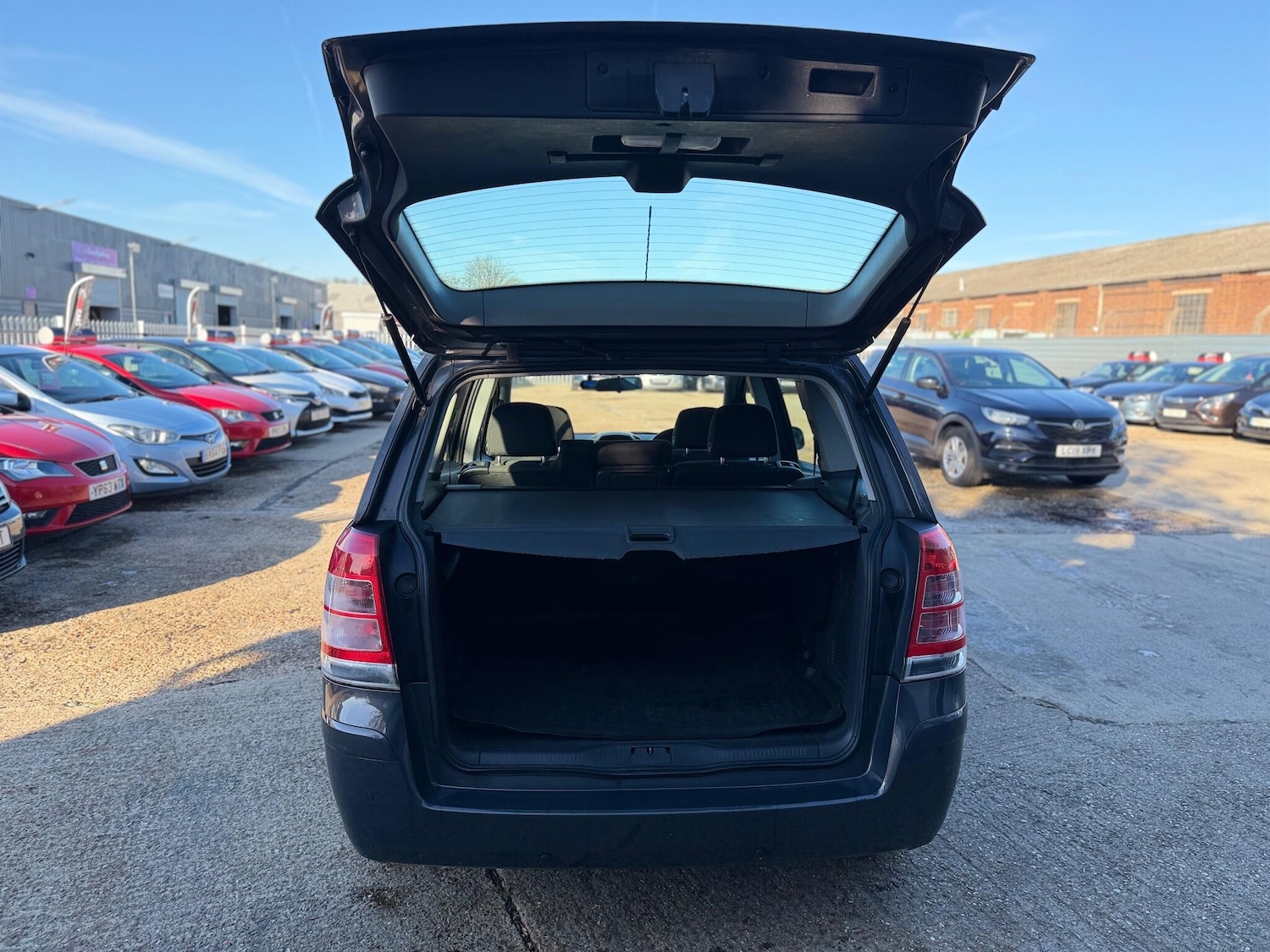 Used Vauxhall Zafira 2013 for sale - 76666950: Photo 37