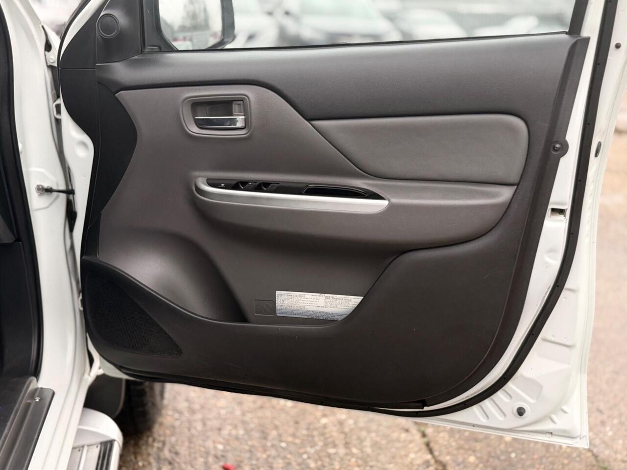 Used Mitsubishi L200 2018 for sale - 77660123: Photo 59