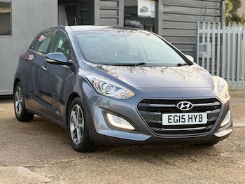 Used Hyundai i30 2015 for sale - 76977402: Photo
