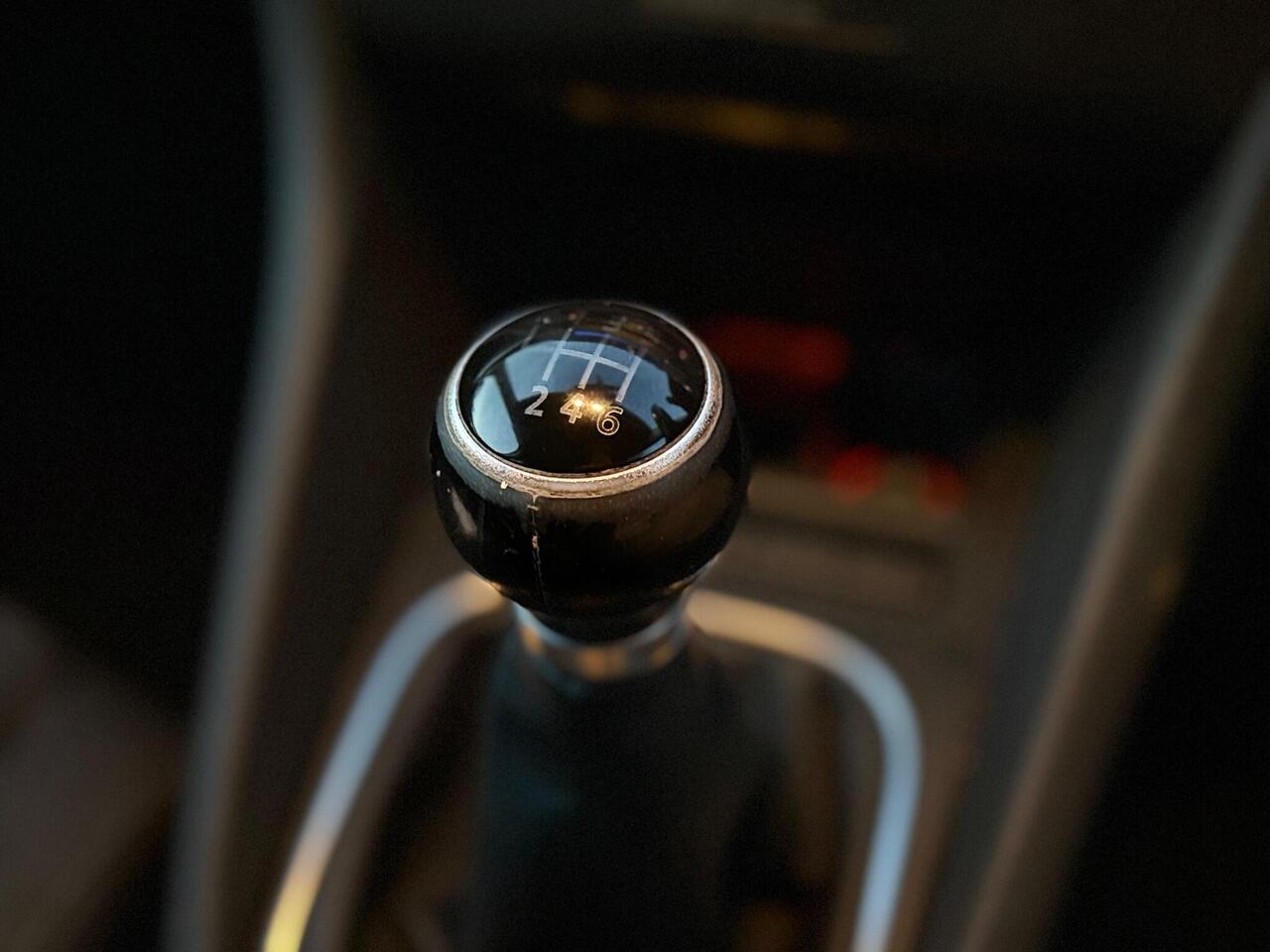 Used Volkswagen Golf 2011 for sale - 76942888: Photo 16