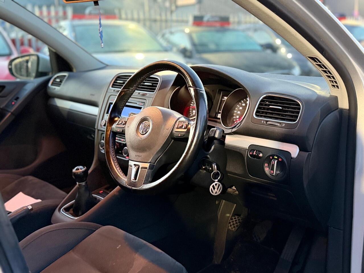 Used Volkswagen Golf 2011 for sale - 76942888: Photo 17