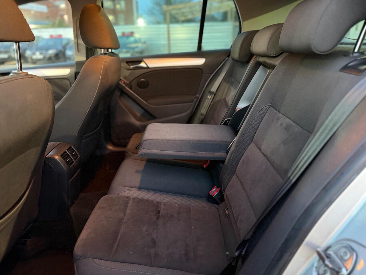 Used Volkswagen Golf 2011 for sale - 76942888: Photo 26