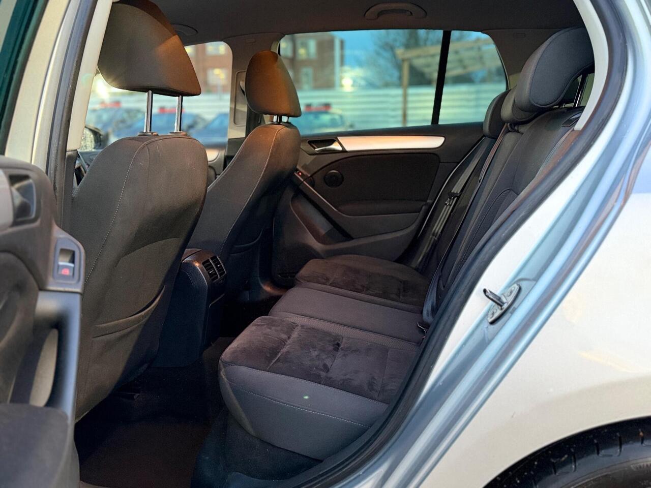 Used Volkswagen Golf 2011 for sale - 76942888: Photo 27