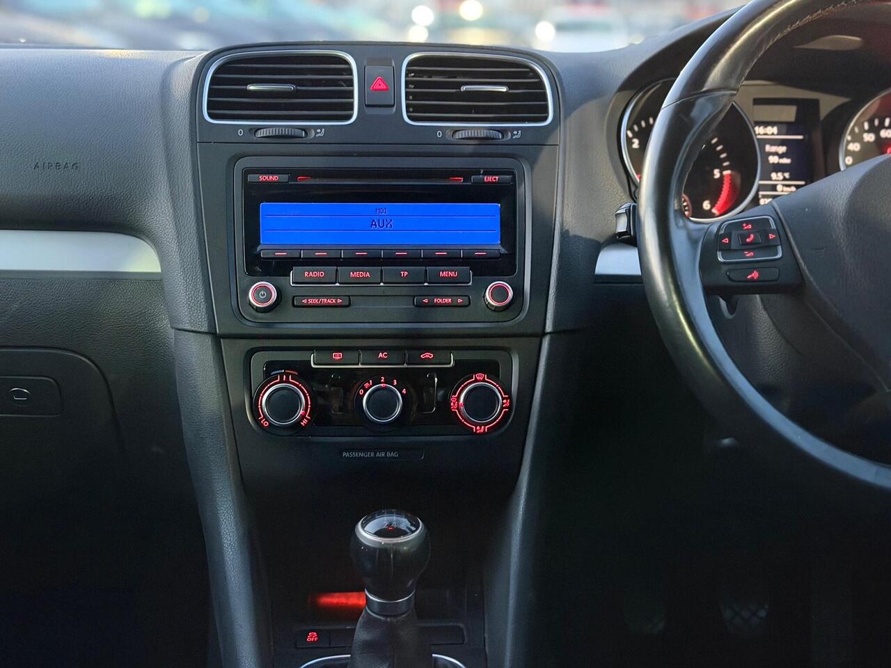 Used Volkswagen Golf 2011 for sale - 76942888: Photo 45