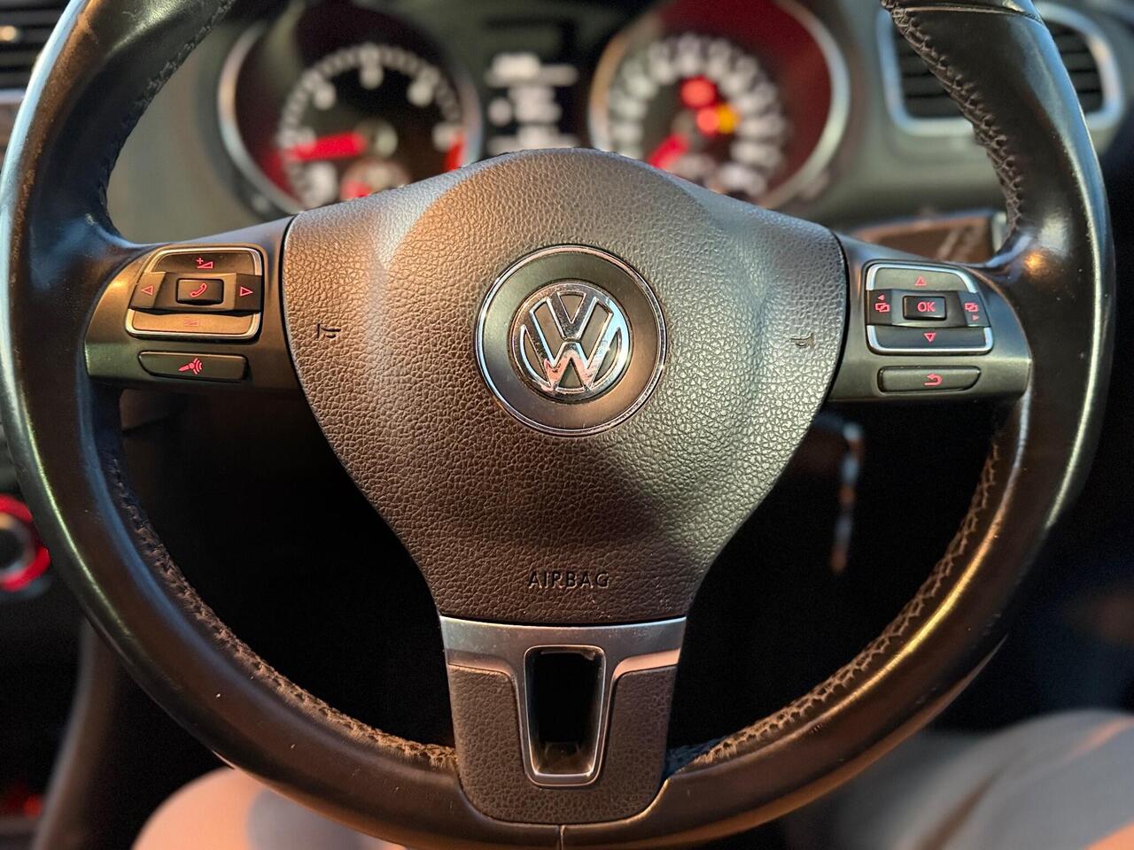 Used Volkswagen Golf 2011 for sale - 76942888: Photo 48