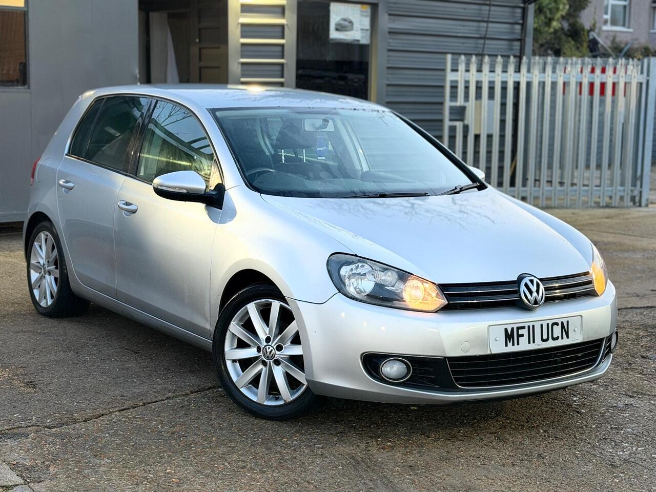 Used Volkswagen Golf 2011 for sale - 76942888: Photo 6