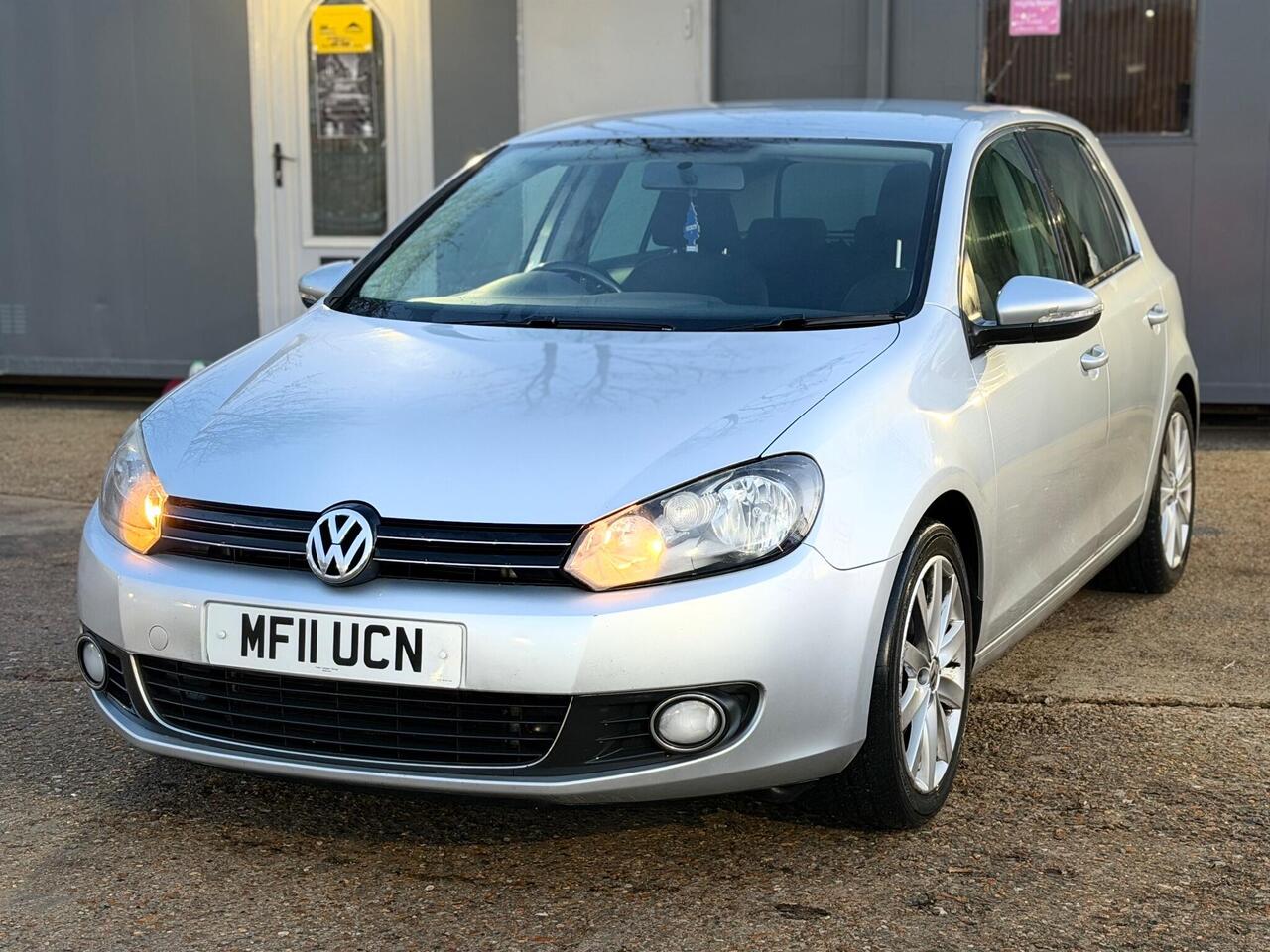 Used Volkswagen Golf 2011 for sale - 76942888: Photo 9
