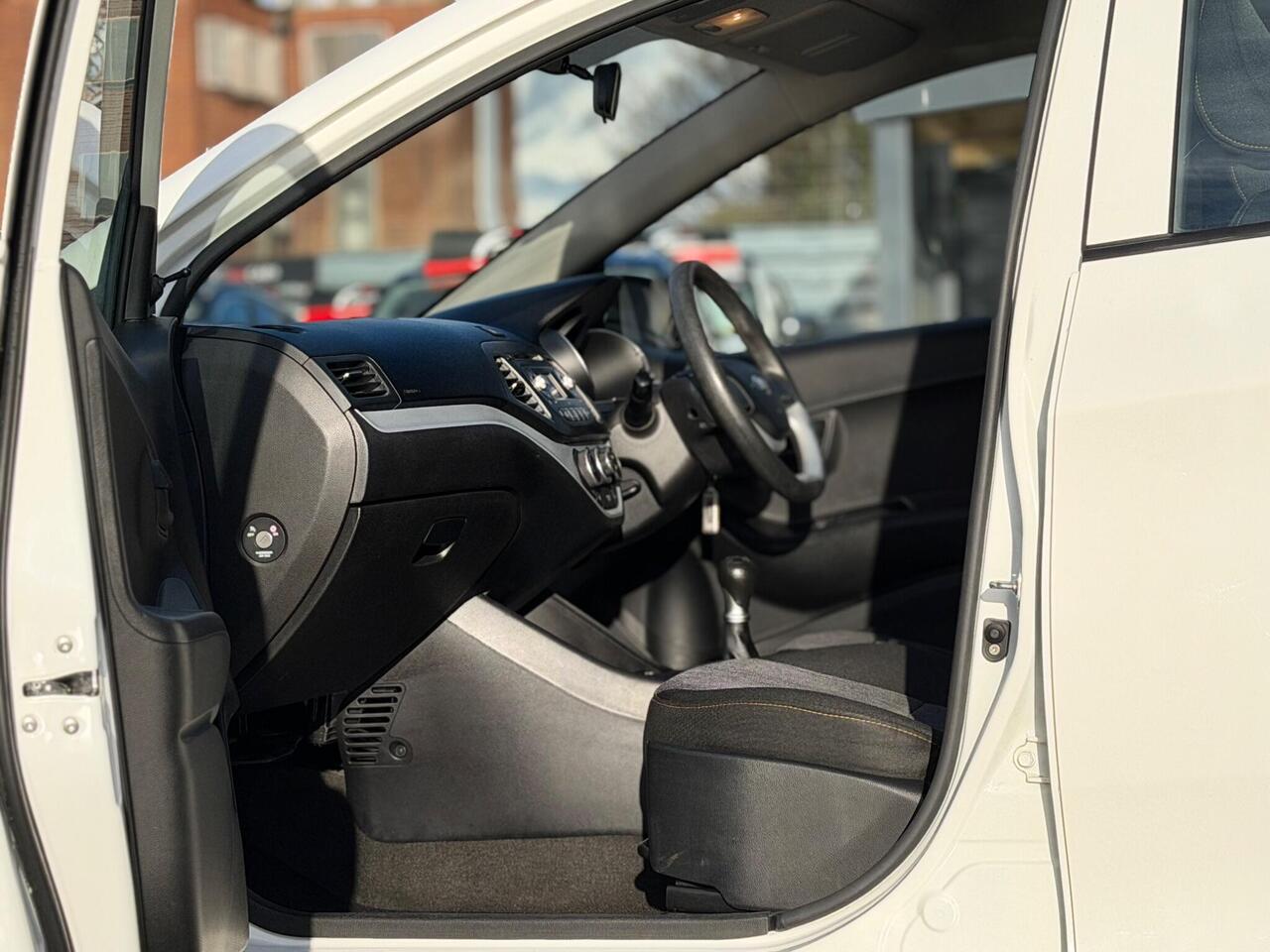 Used Kia Picanto 2015 for sale - 77739526: Photo 37