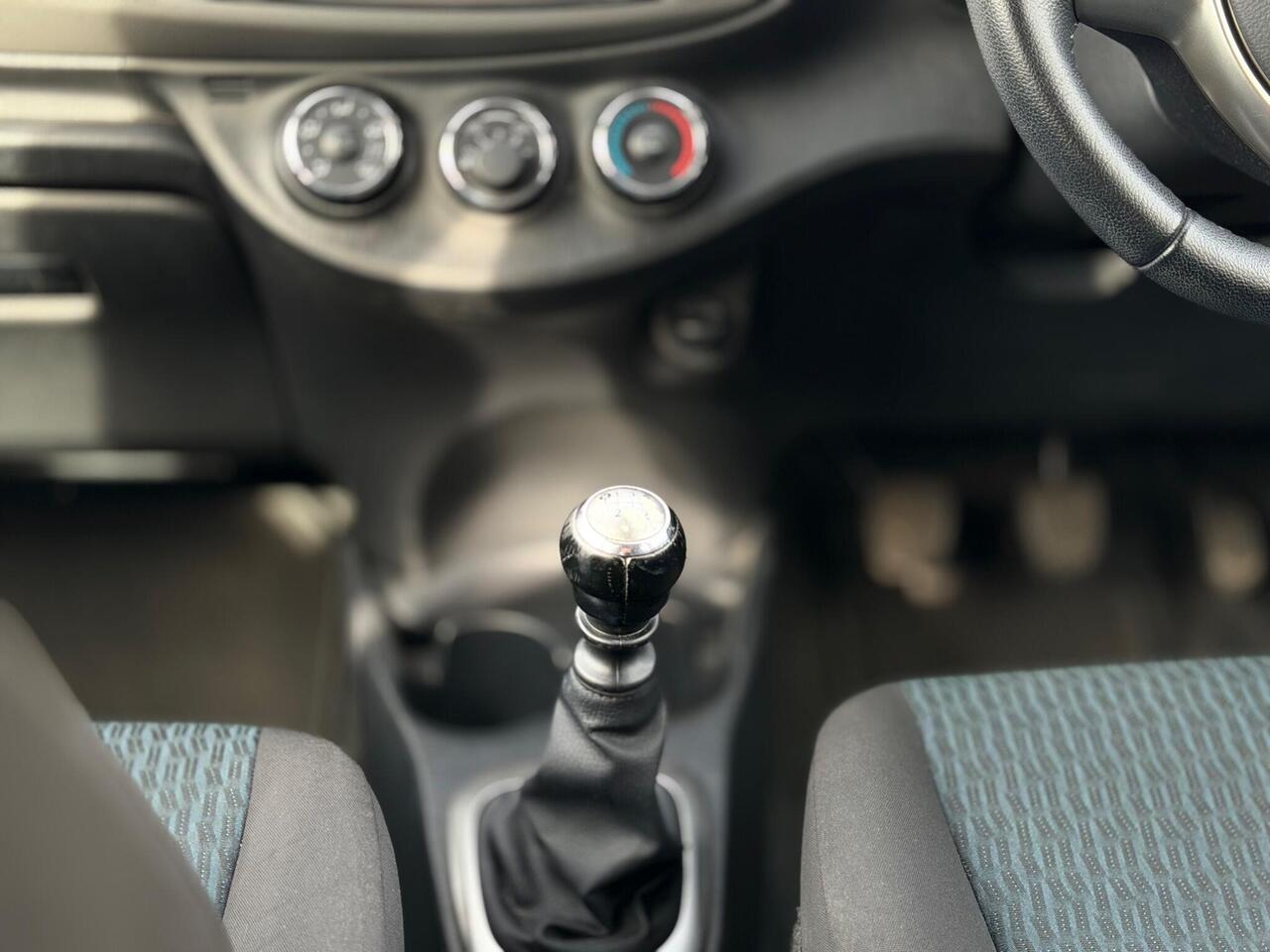 Used Toyota Yaris 2012 for sale - 77739528: Photo 10