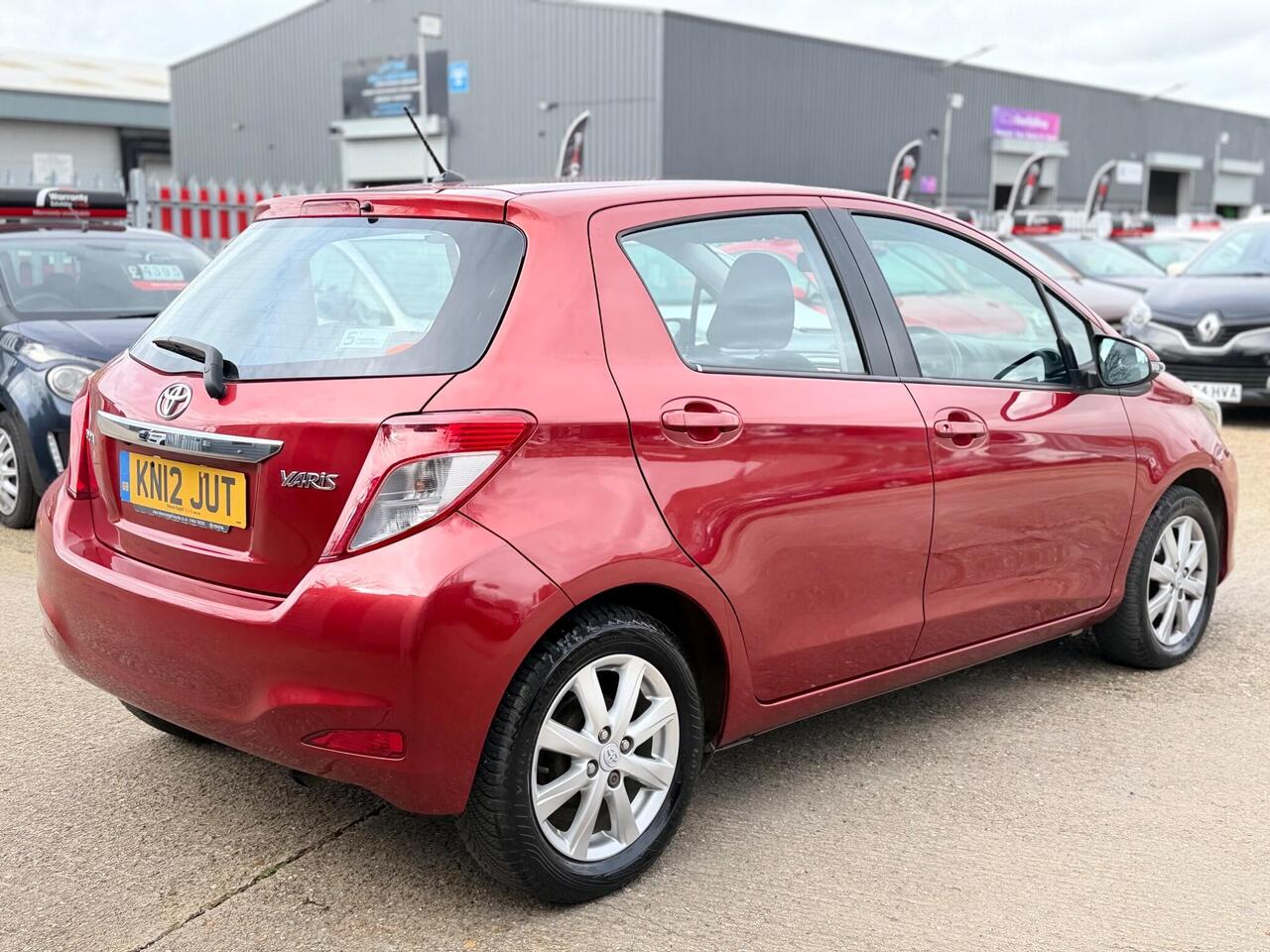 Used Toyota Yaris 2012 for sale - 77739528: Photo 42