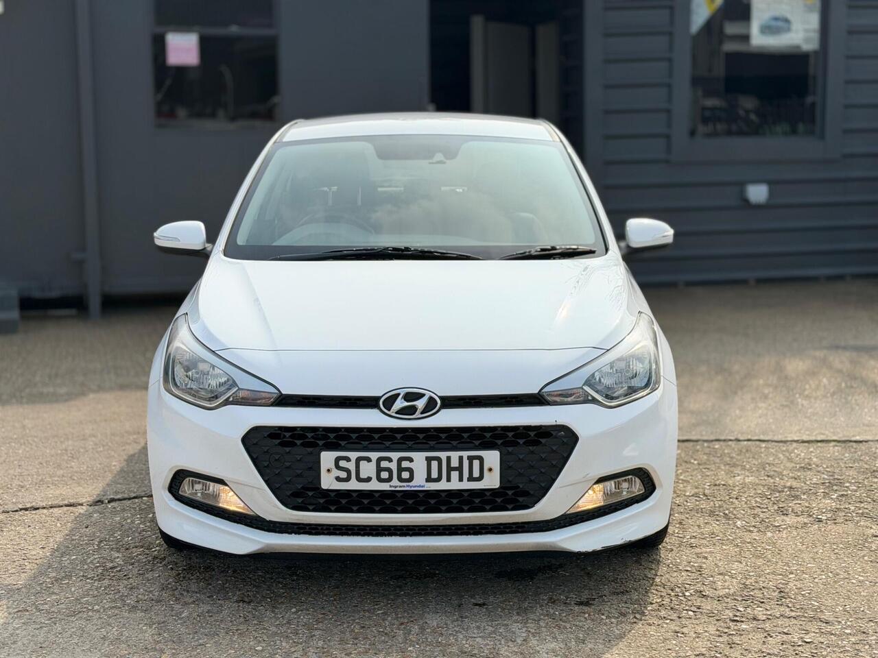 Used Hyundai i20 2016 for sale - 77994656: Photo 3