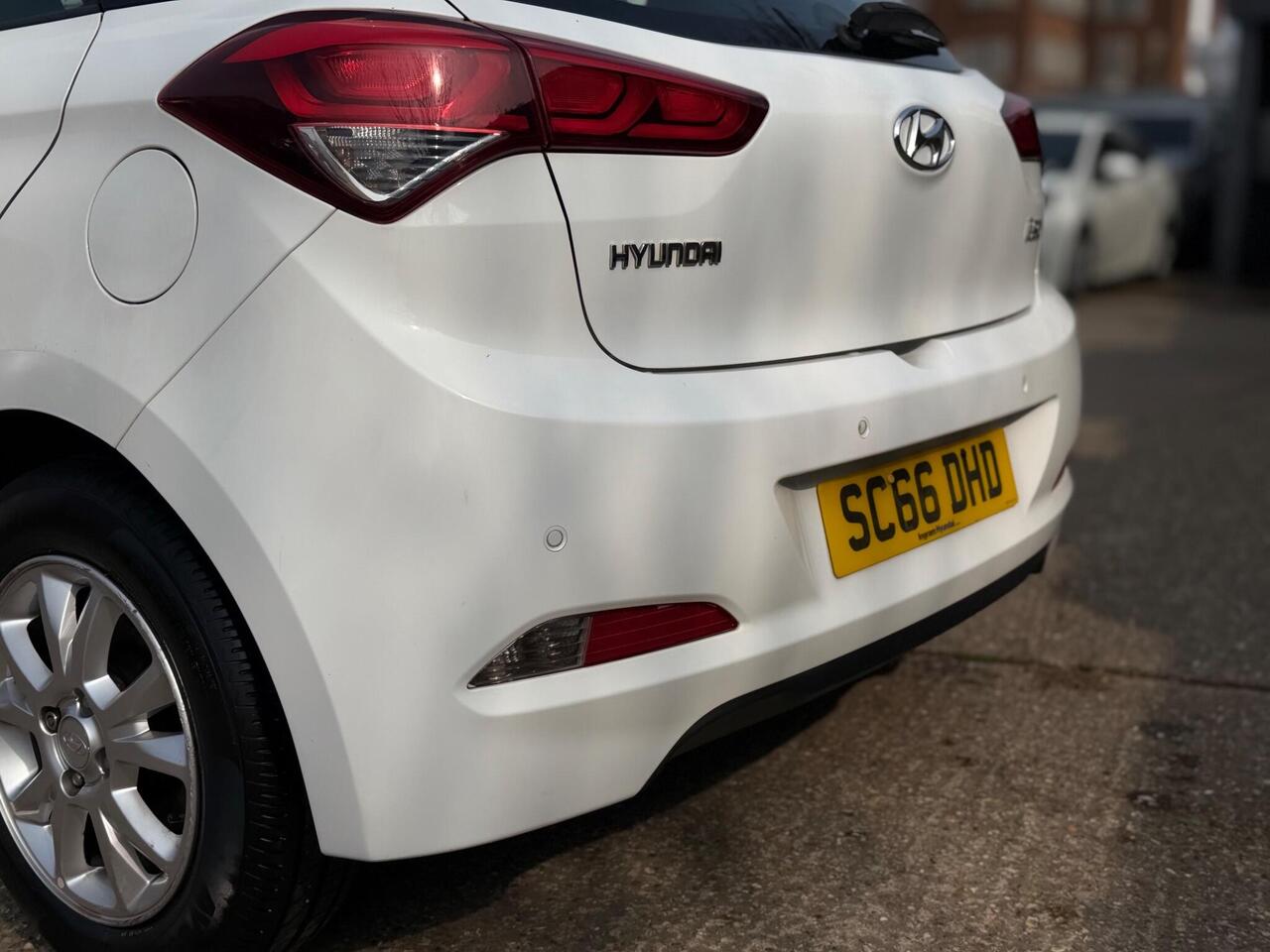 Used Hyundai i20 2016 for sale - 77994656: Photo 43