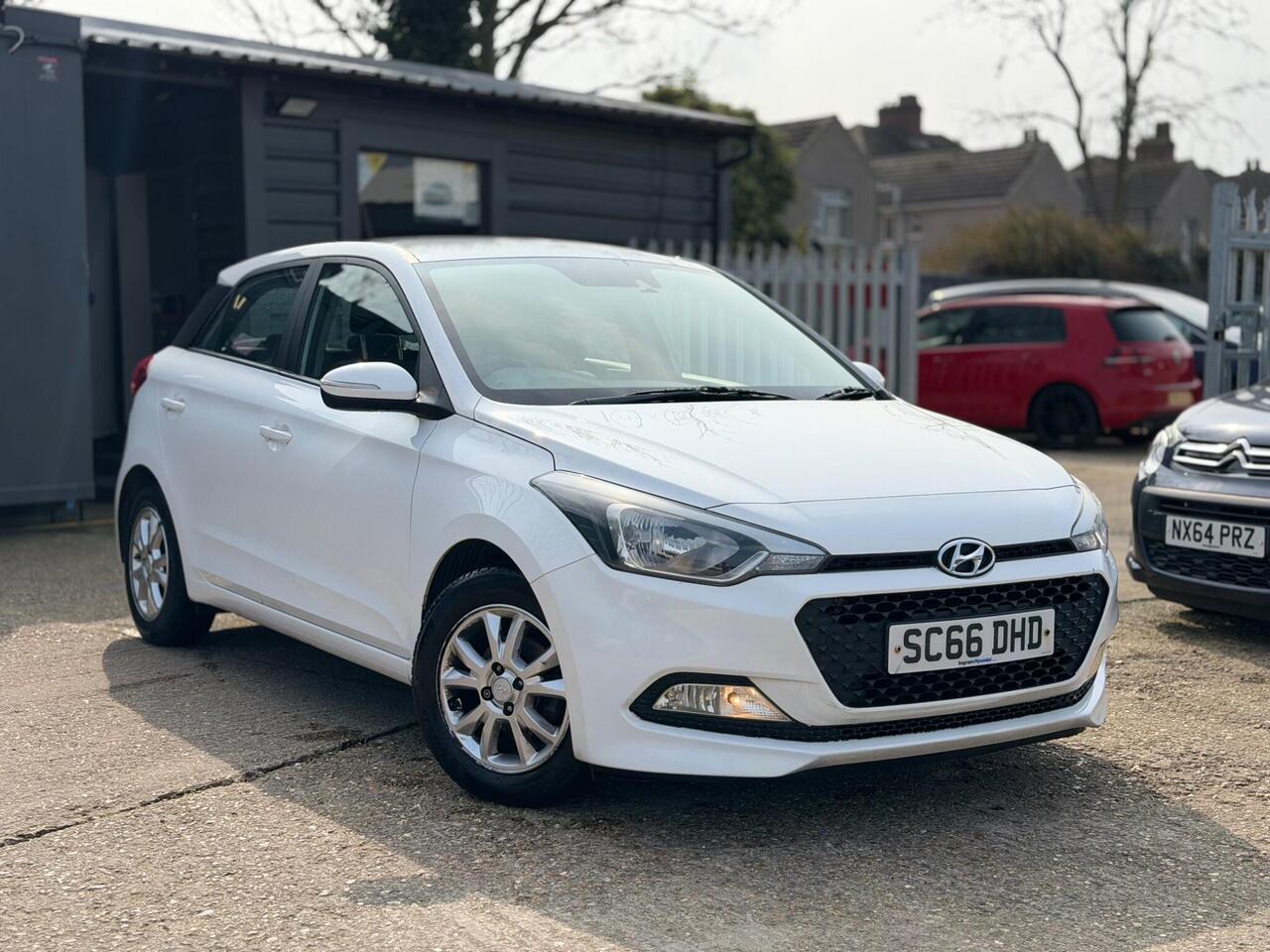 Used Hyundai i20 2016 for sale - 77994656: Photo 6