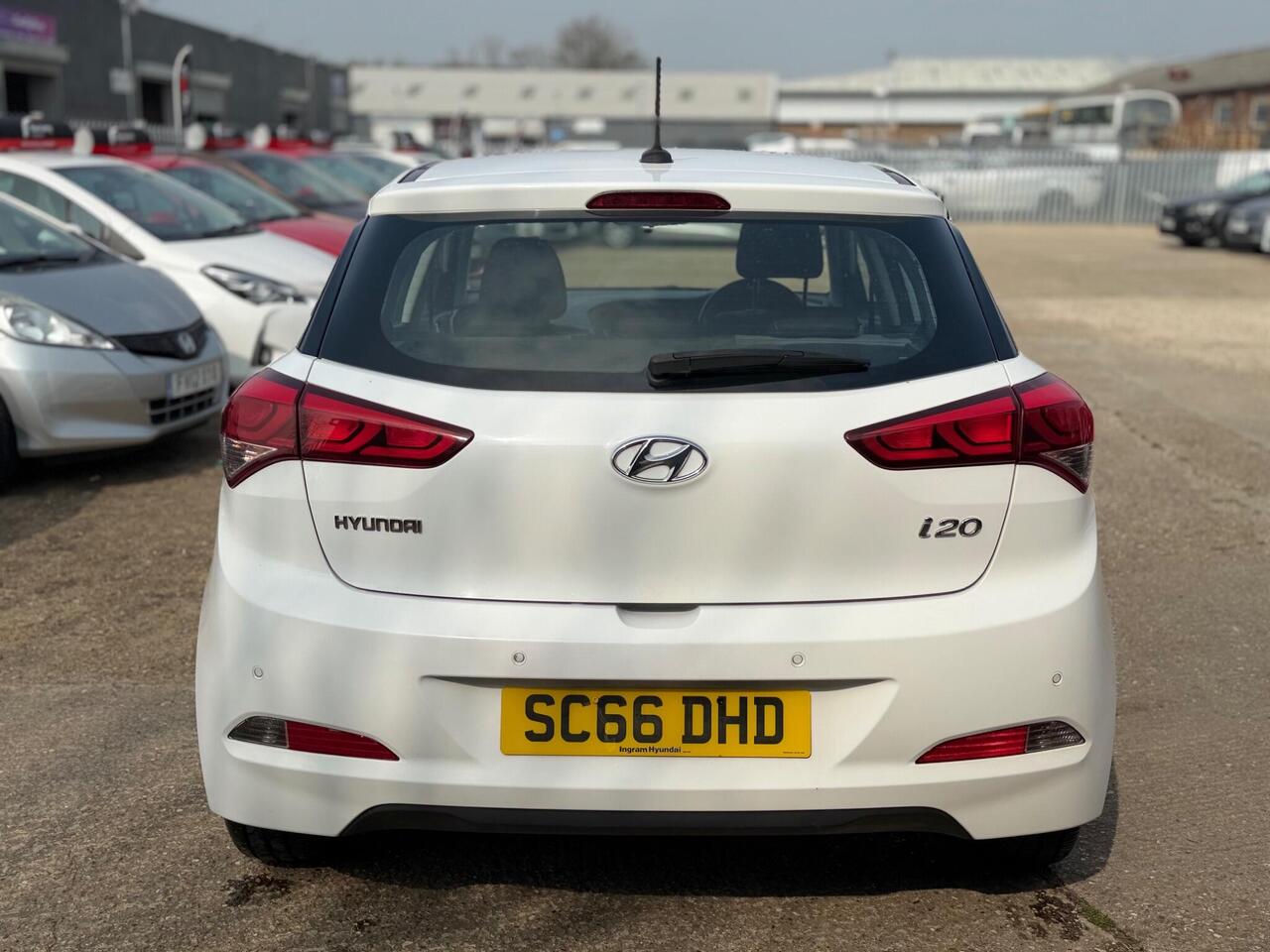 Used Hyundai i20 2016 for sale - 77994656: Photo 8