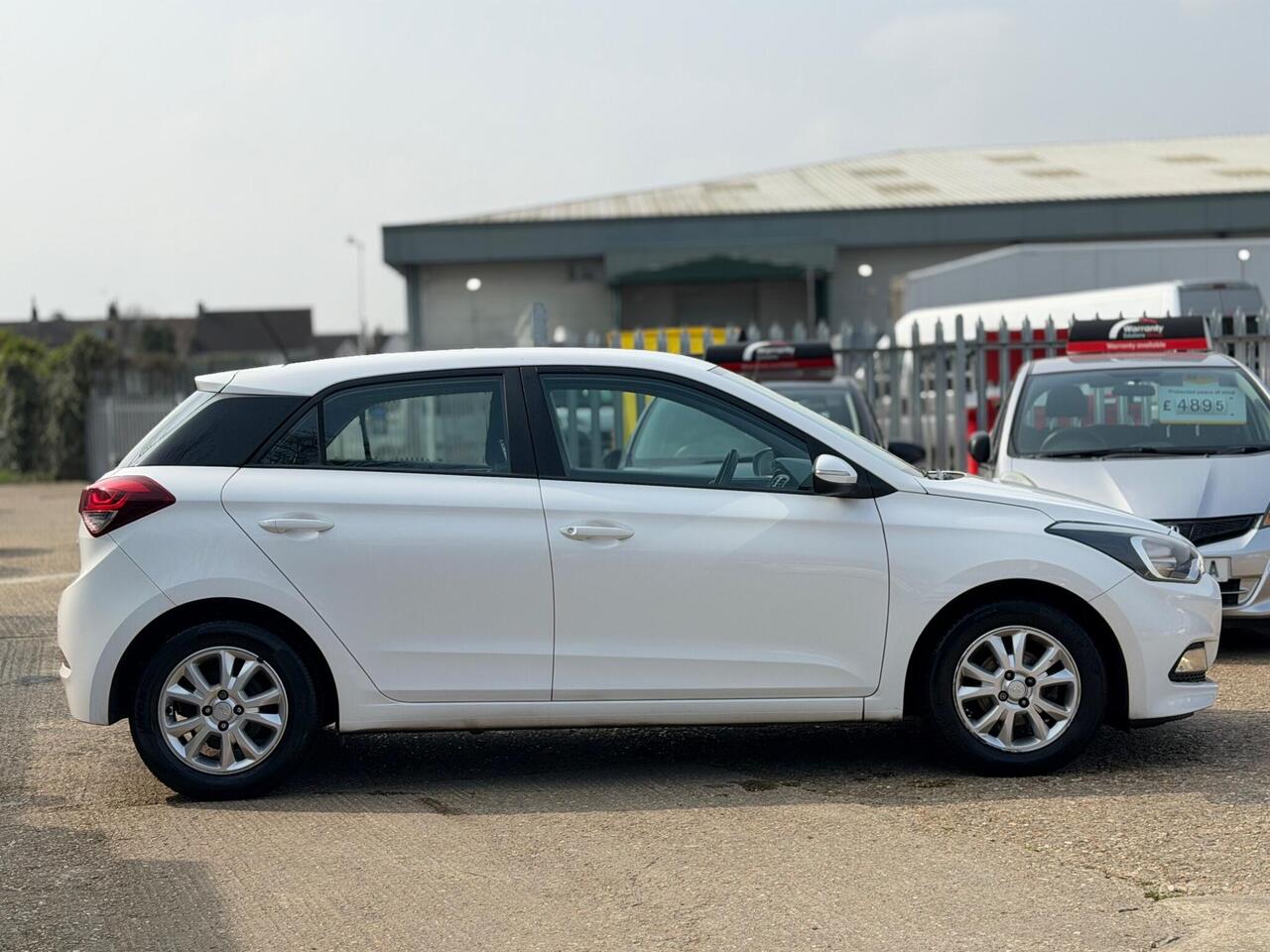 Used Hyundai i20 2016 for sale - 77994656: Photo 9