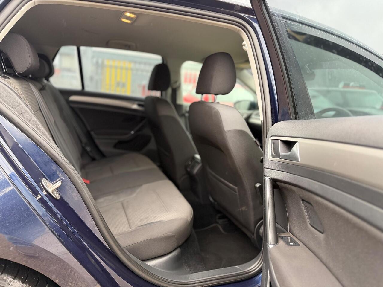 Used Volkswagen Golf 2017 for sale - 76772818: Photo 29