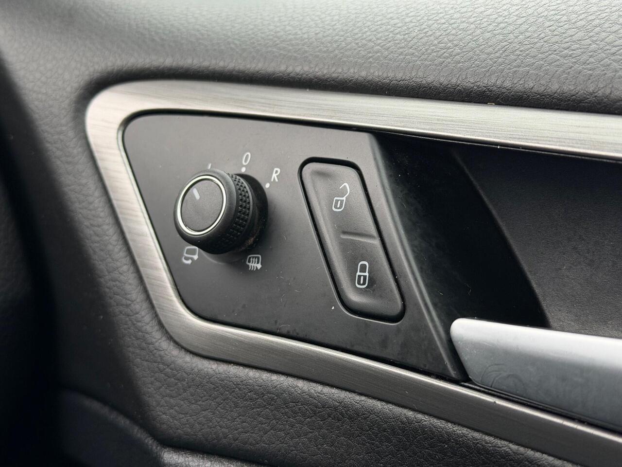 Used Volkswagen Golf 2017 for sale - 76772818: Photo 31