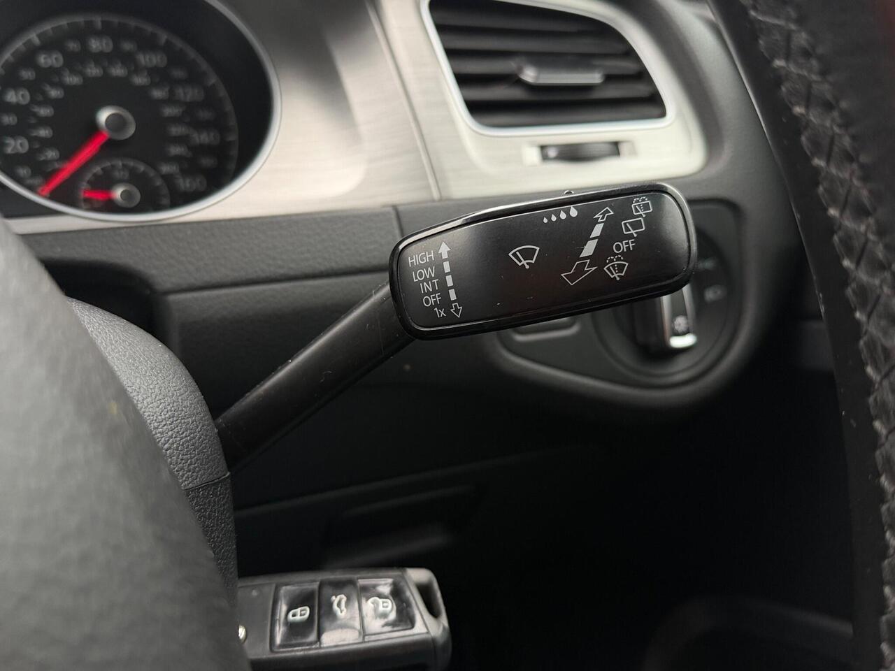 Used Volkswagen Golf 2017 for sale - 76772818: Photo 33