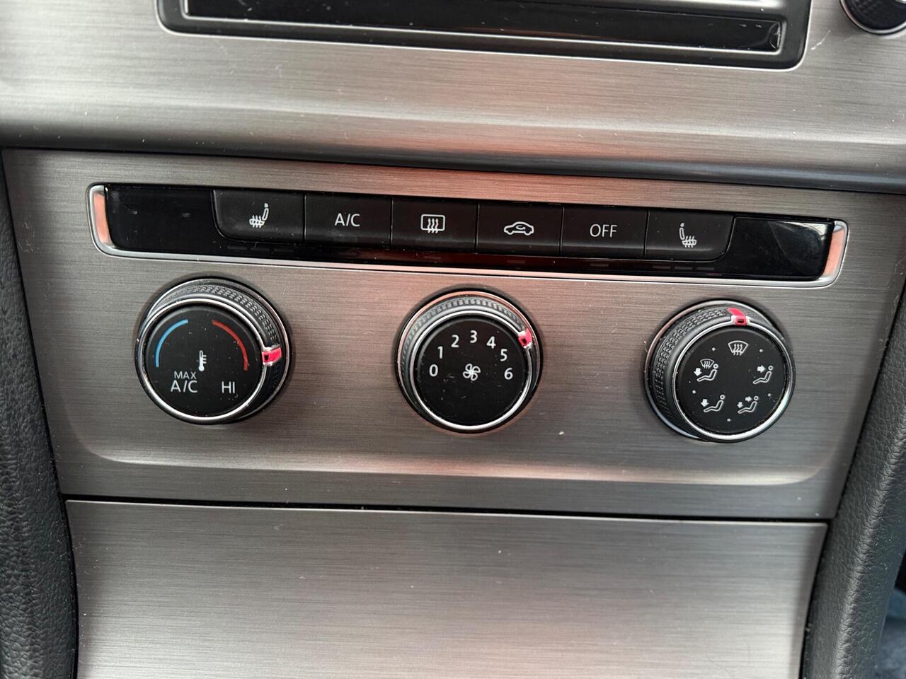 Used Volkswagen Golf 2017 for sale - 76772818: Photo 39