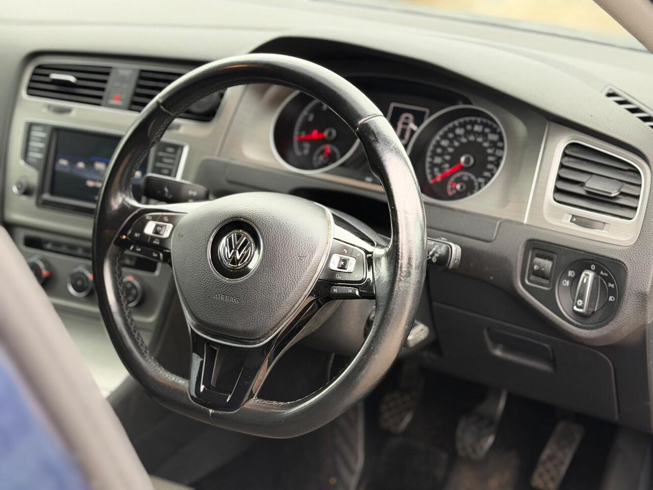 Used Volkswagen Golf 2017 for sale - 76772818: Photo 59