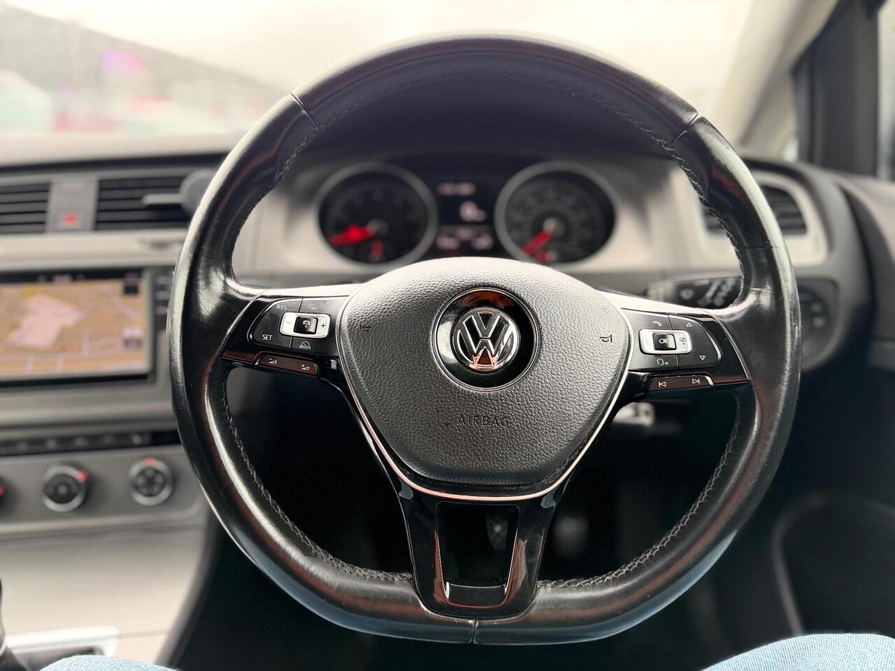 Used Volkswagen Golf 2017 for sale - 76772818: Photo 63