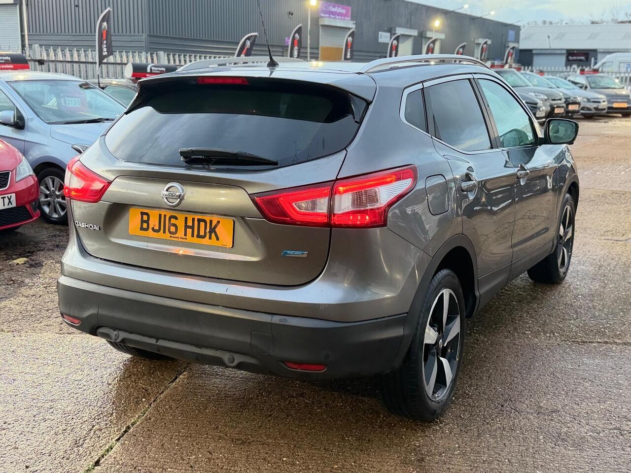 Used Nissan Qashqai 2016 for sale - 76868219: Photo 12