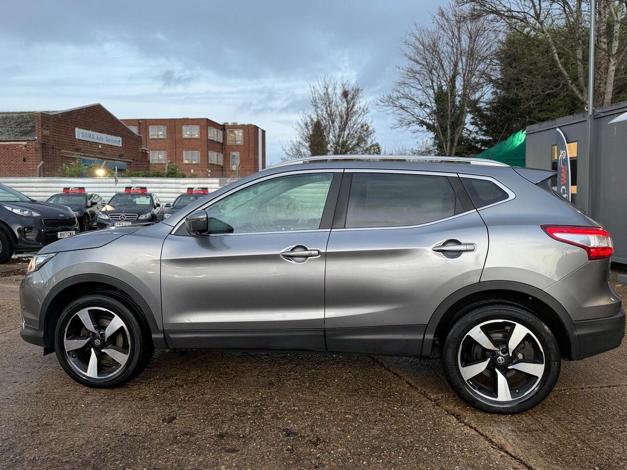 Used Nissan Qashqai 2016 for sale - 76868219: Photo 8