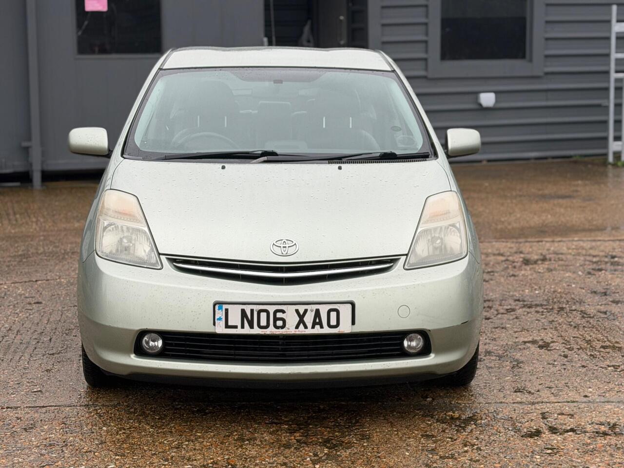 Used Toyota Prius 2006 for sale - 77240220: Photo 3