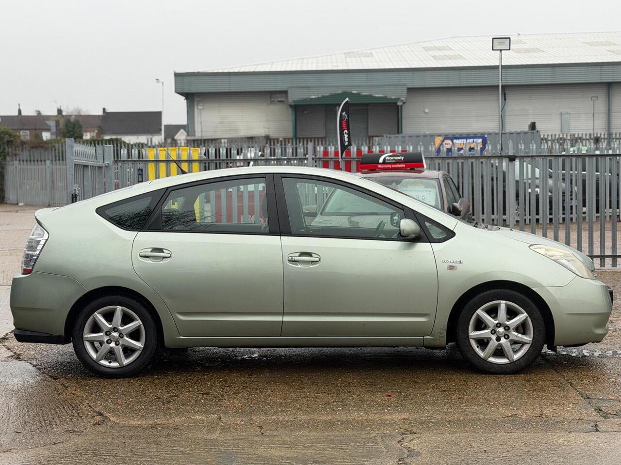 Used Toyota Prius 2006 for sale - 77240220: Photo 9