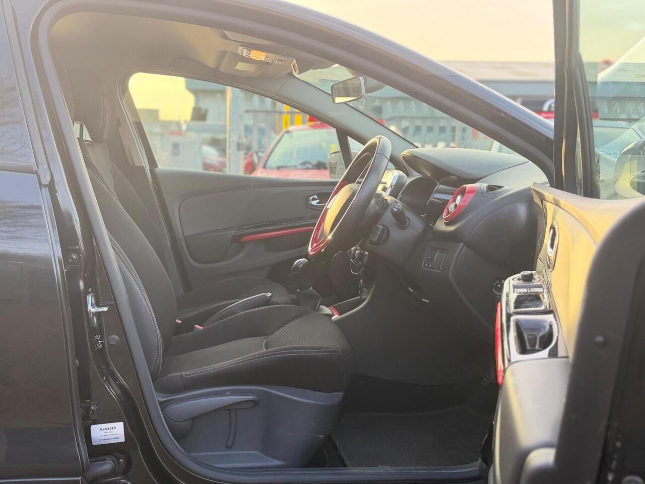 Used Renault Clio 2014 for sale - 77067478: Photo 20