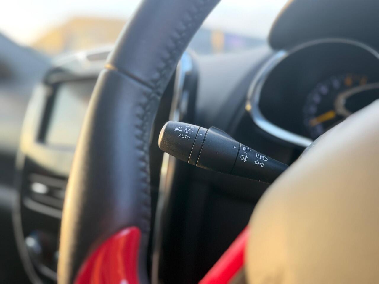 Used Renault Clio 2014 for sale - 77067478: Photo 43