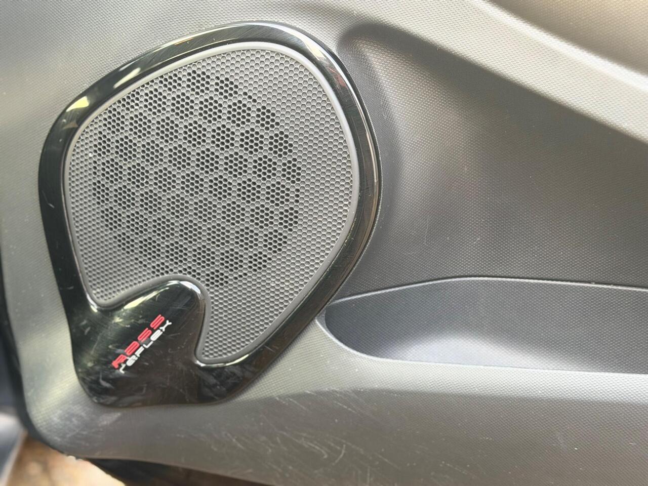 Used Renault Clio 2014 for sale - 77067478: Photo 45