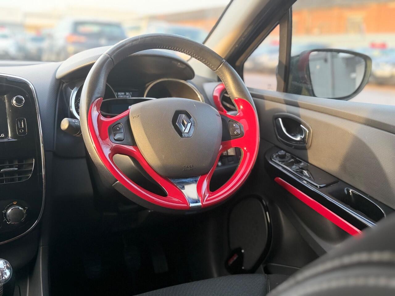 Used Renault Clio 2014 for sale - 77067478: Photo 49