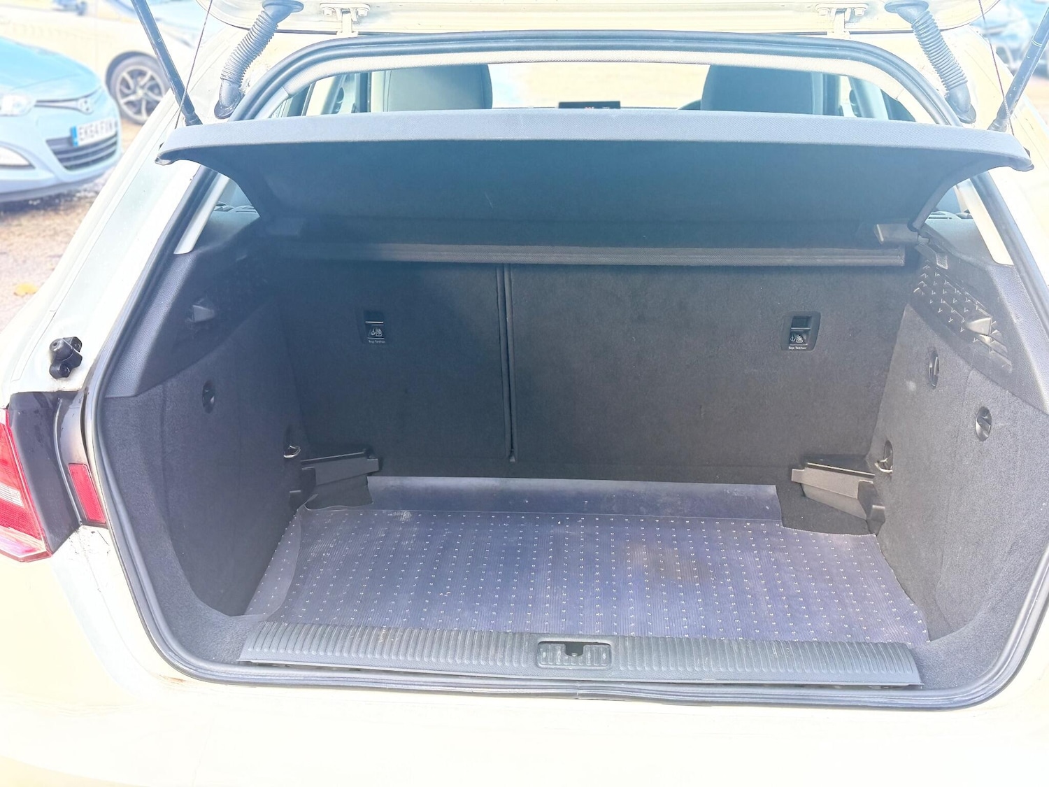 Used Audi A3 2014 for sale - 76671163: Photo 45