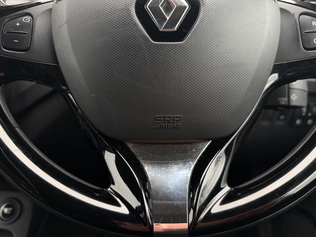 Used Renault Captur 2014 for sale - 78158209: Photo 42