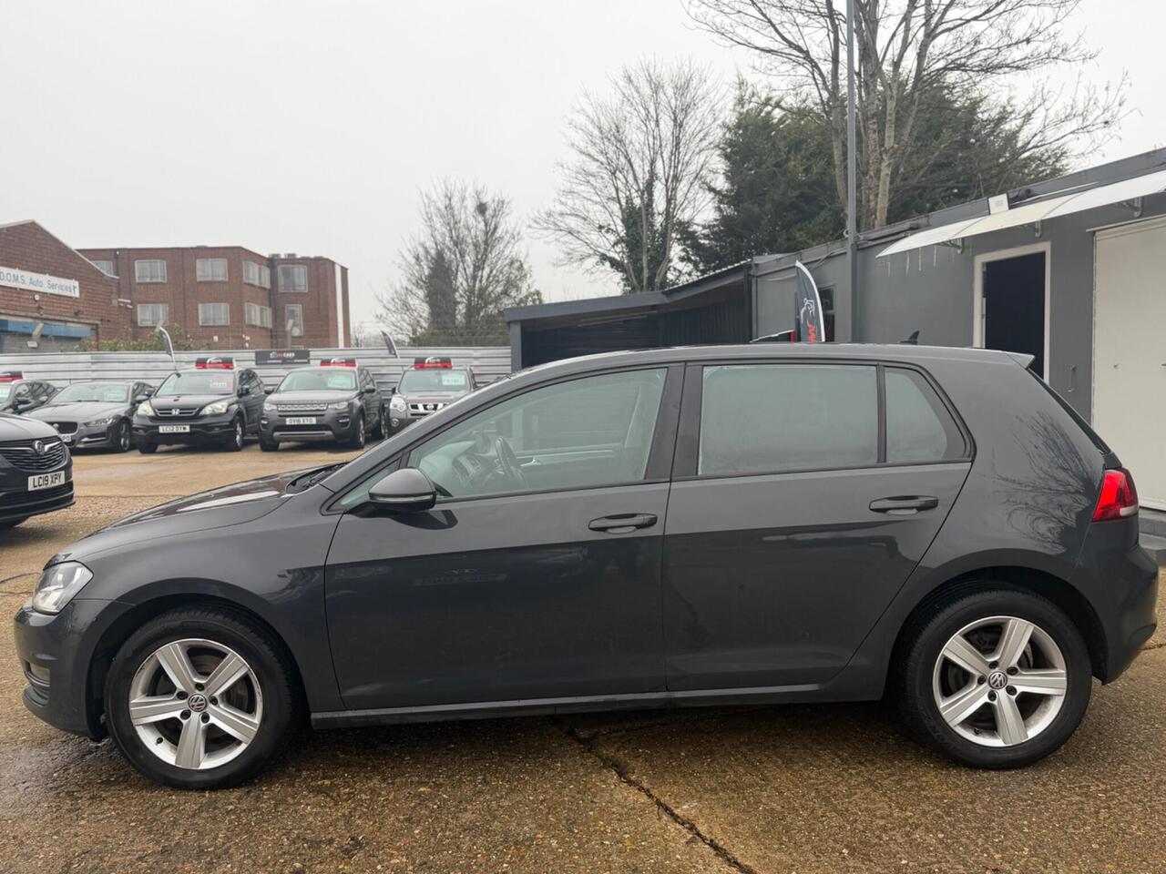 Used Volkswagen Golf 2017 for sale - 77298407: Photo 15