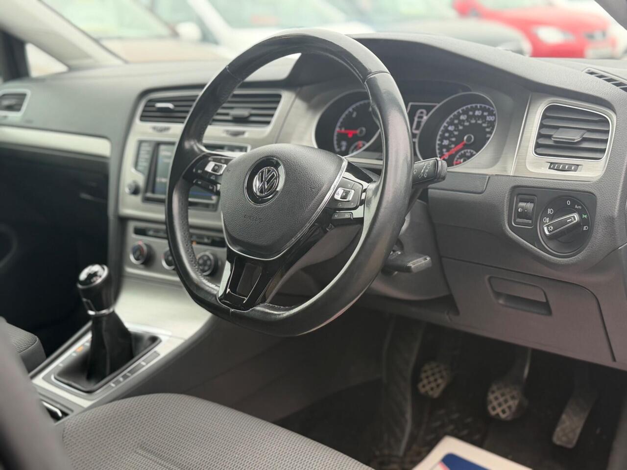 Used Volkswagen Golf 2017 for sale - 77298407: Photo 23