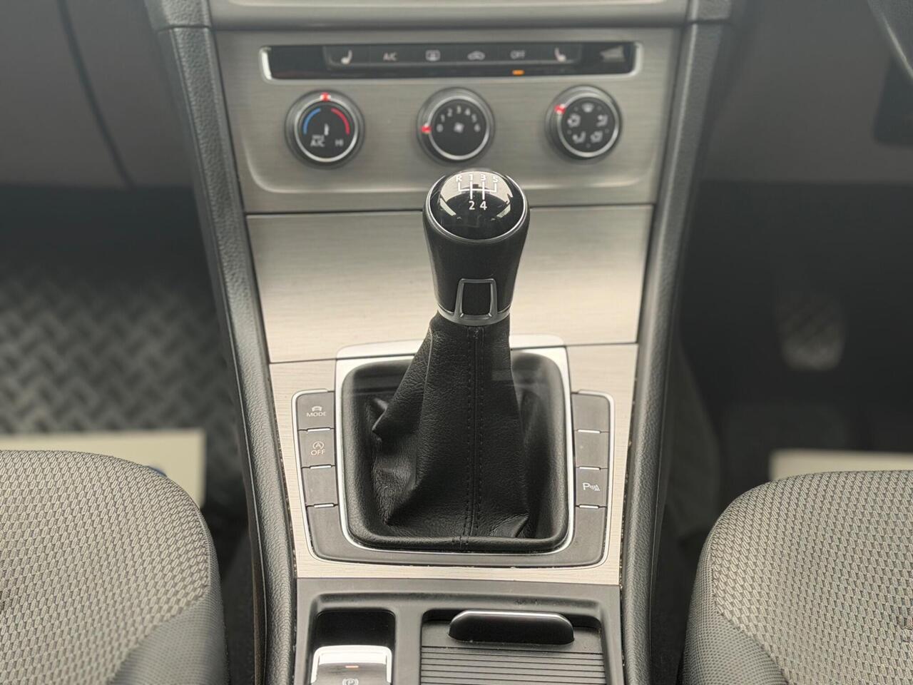 Used Volkswagen Golf 2017 for sale - 77298407: Photo 25