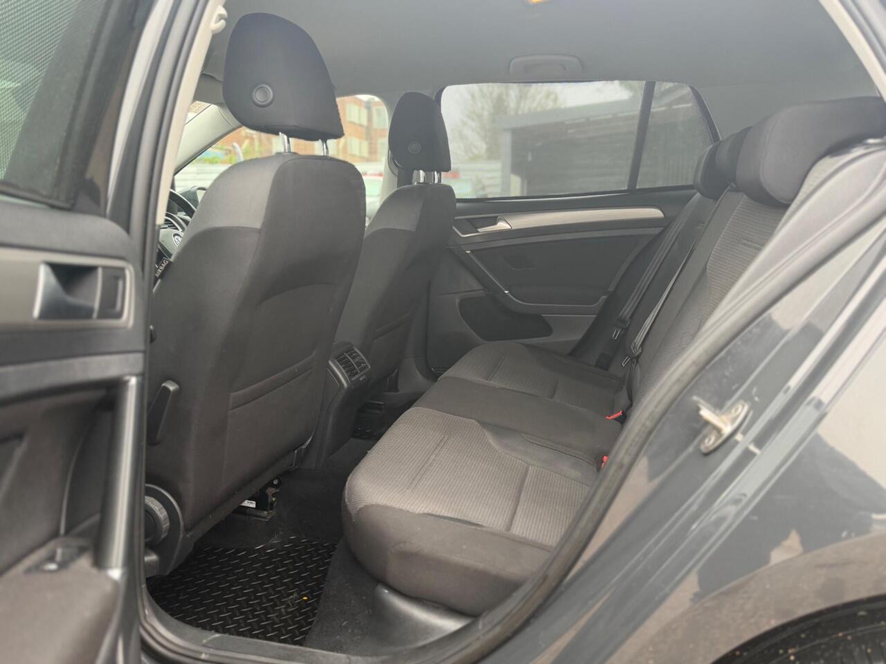 Used Volkswagen Golf 2017 for sale - 77298407: Photo 33