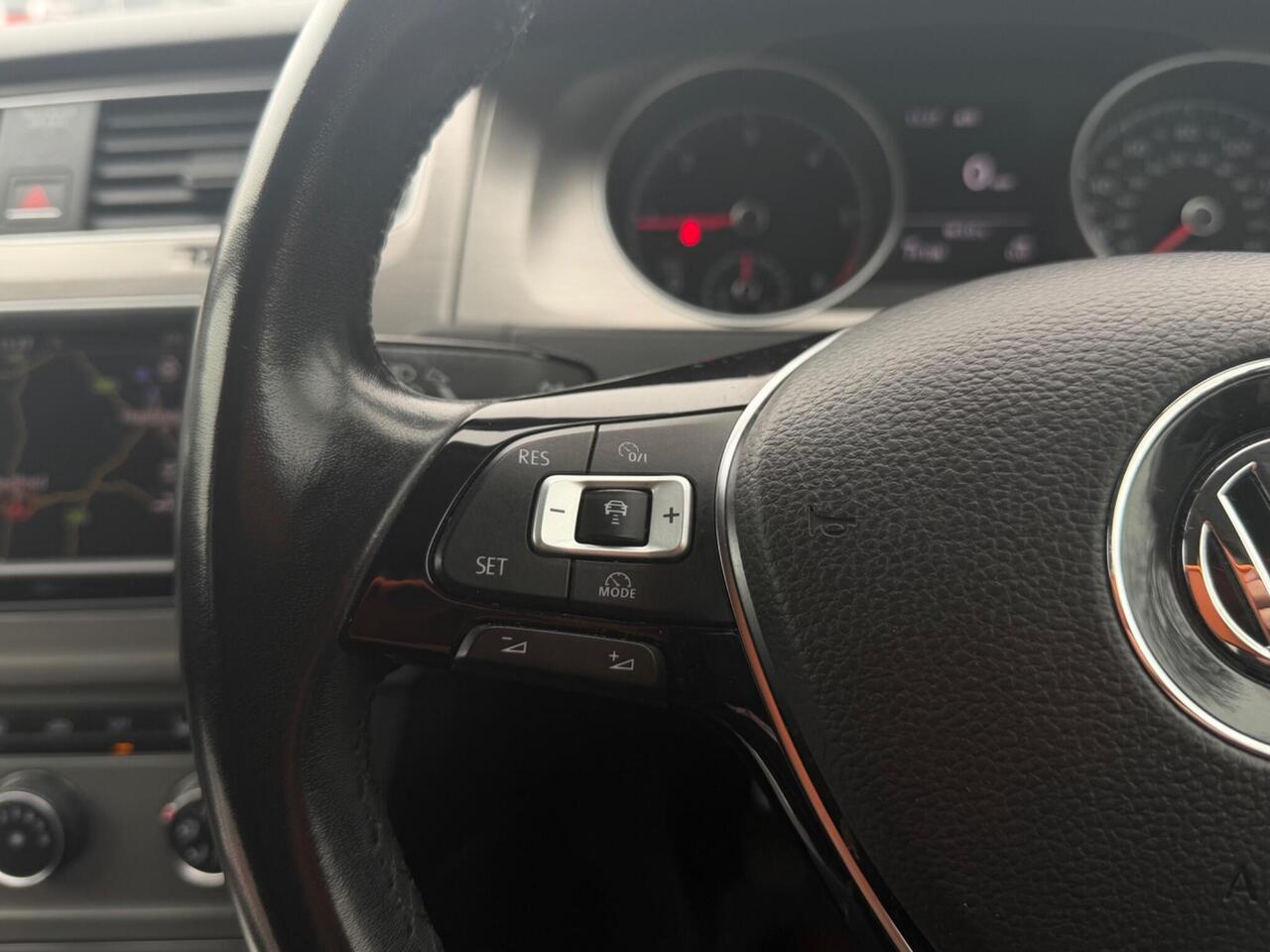 Used Volkswagen Golf 2017 for sale - 77298407: Photo 39