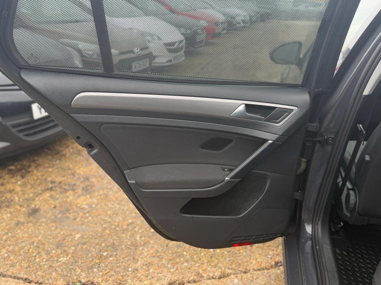 Used Volkswagen Golf 2017 for sale - 77298407: Photo 46