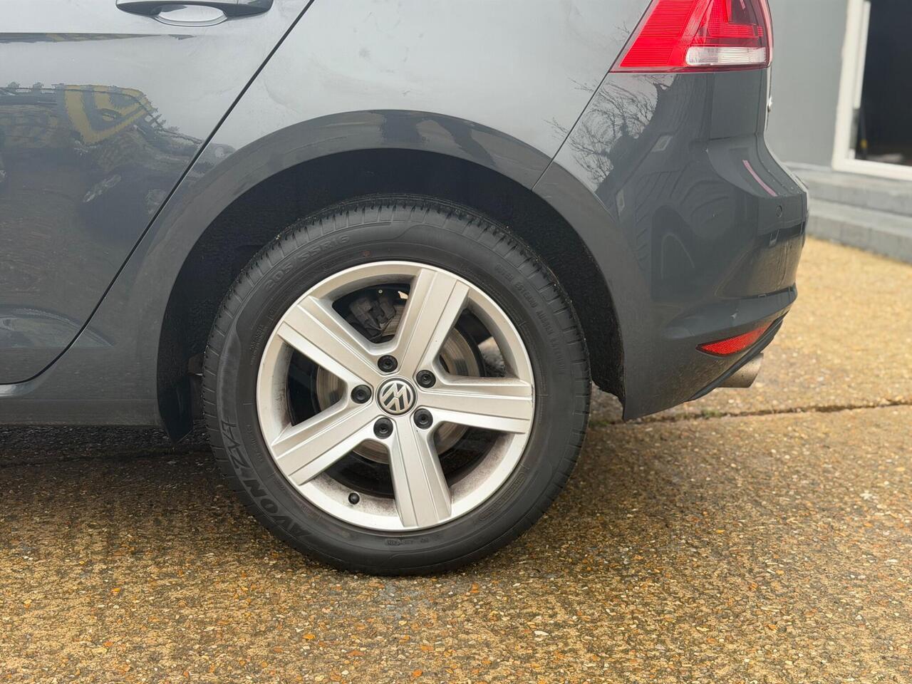 Used Volkswagen Golf 2017 for sale - 77298407: Photo 50