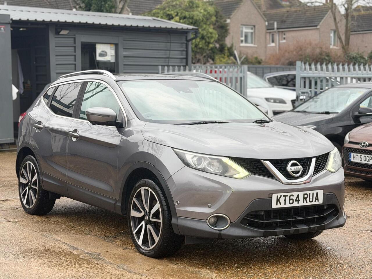 Used Nissan Qashqai 2015 for sale - 77298411: Photo 3
