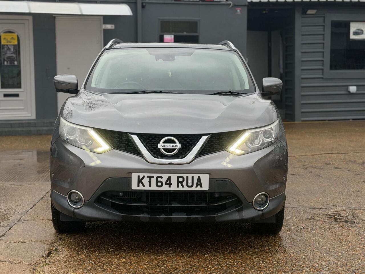 Used Nissan Qashqai 2015 for sale - 77298411: Photo 4