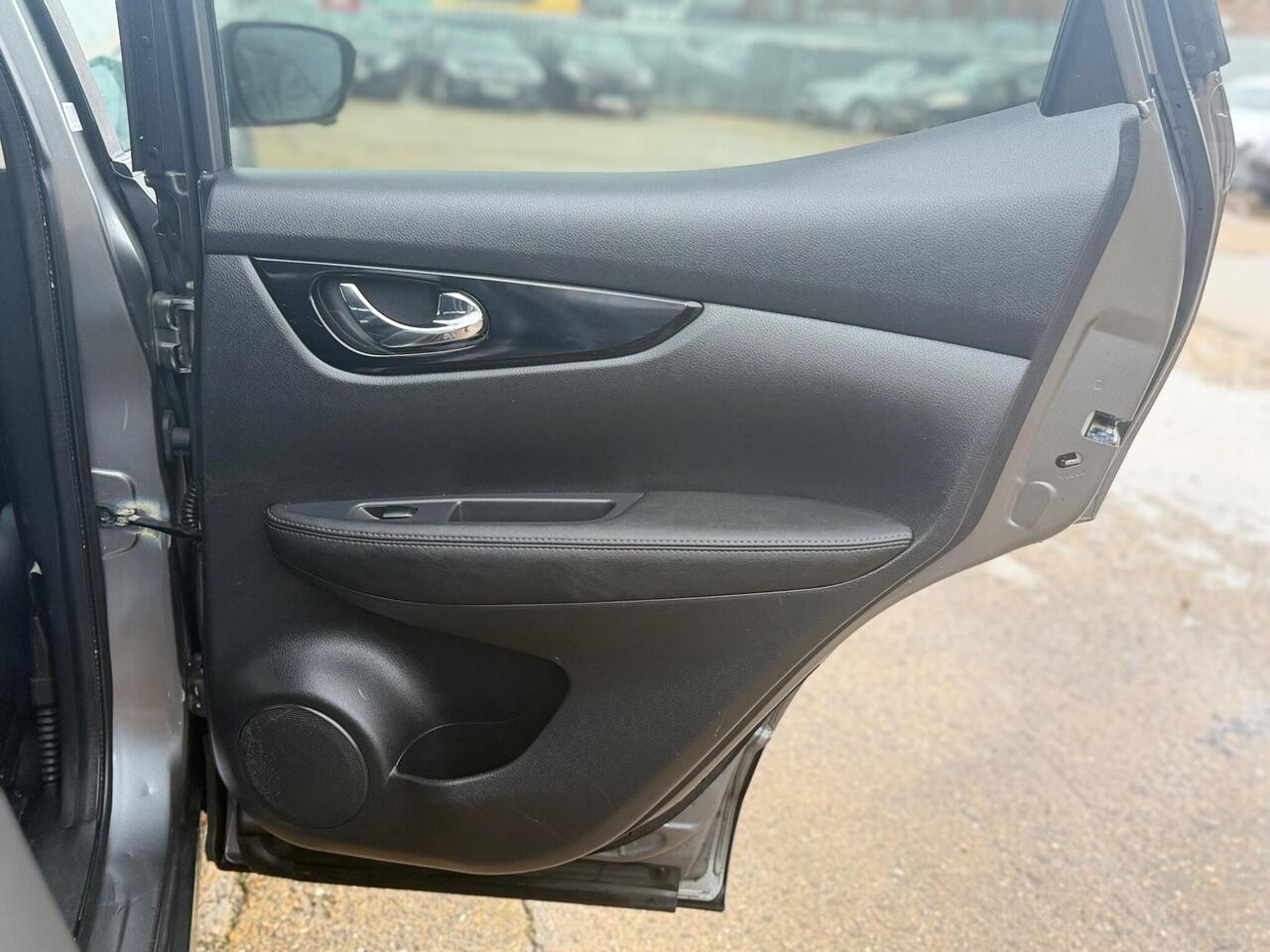 Used Nissan Qashqai 2015 for sale - 77298411: Photo 44