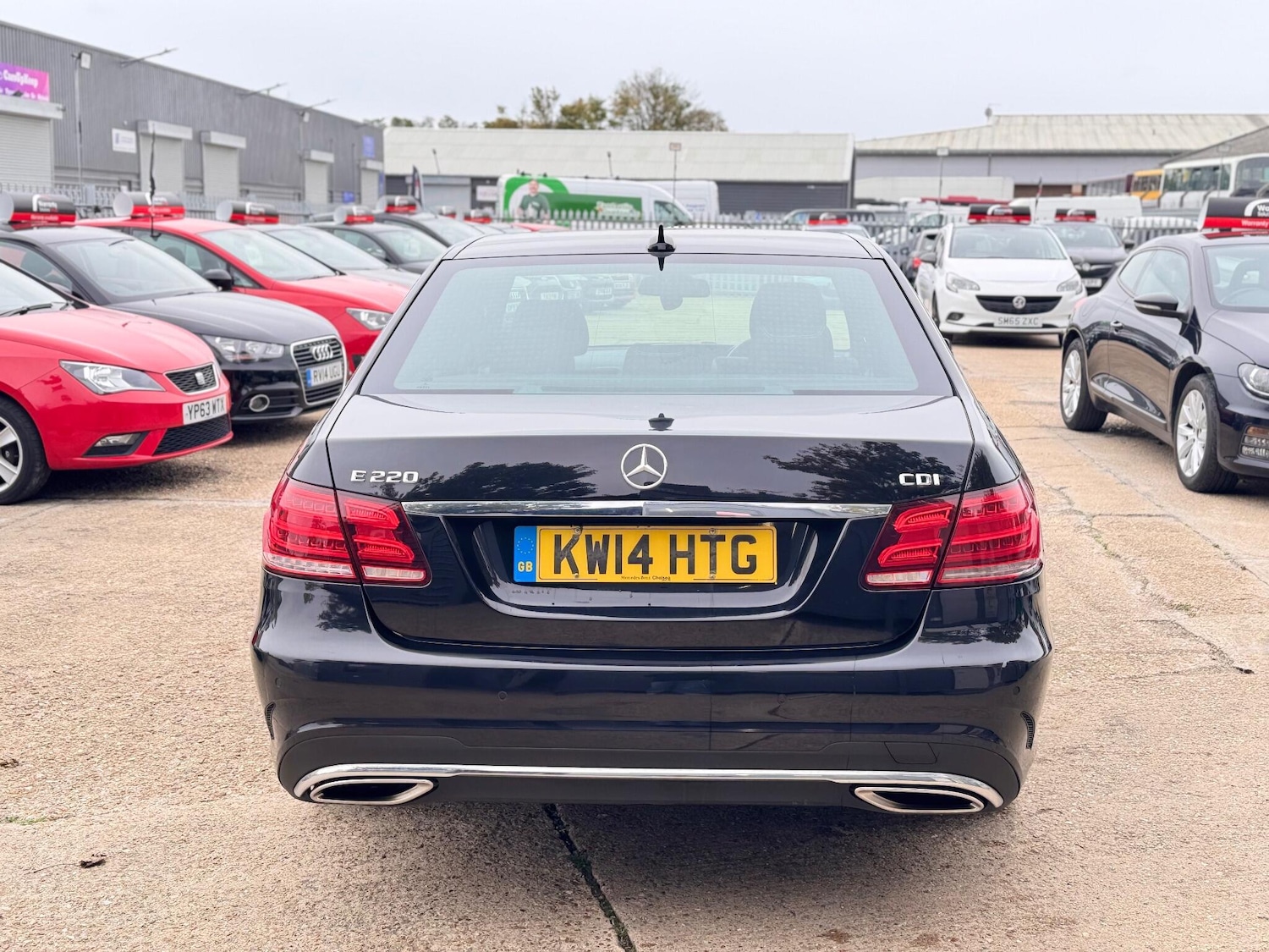 Used Mercedes-Benz E Class 2014 for sale - 76667156: Photo 16