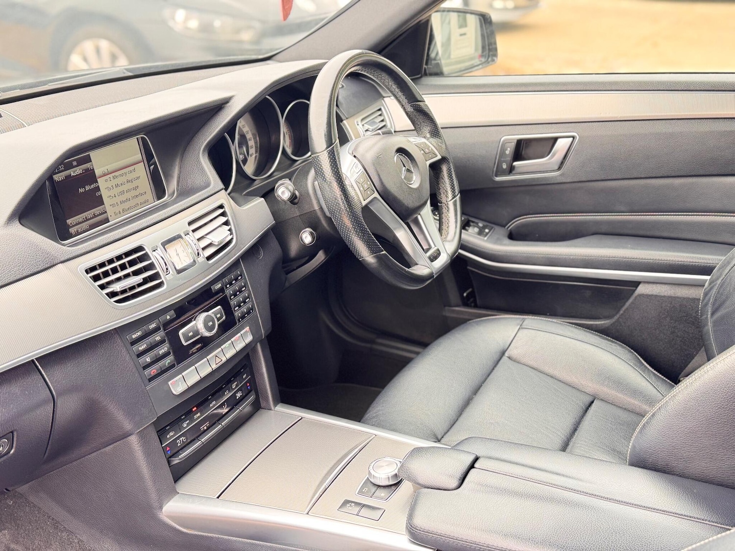 Used Mercedes-Benz E Class 2014 for sale - 76667156: Photo 20