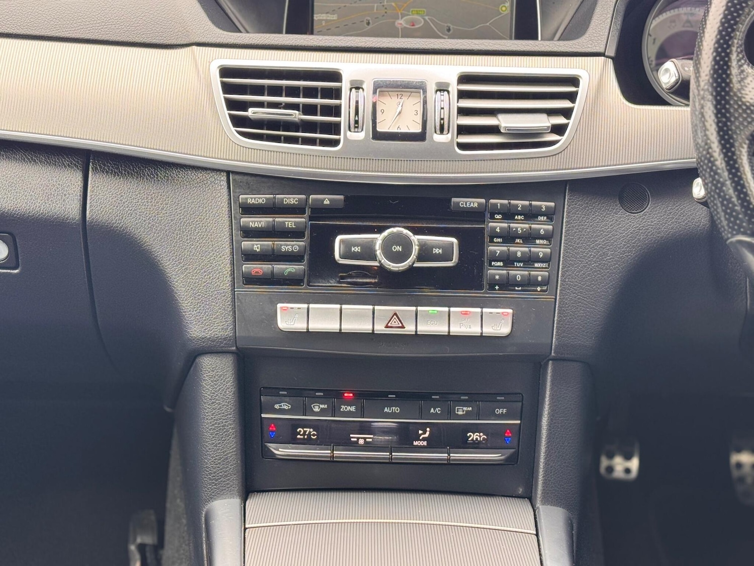 Used Mercedes-Benz E Class 2014 for sale - 76667156: Photo 31