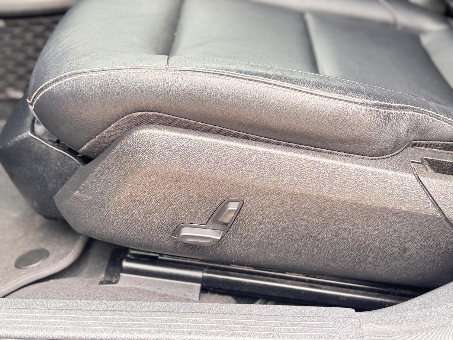 Used Mercedes-Benz E Class 2014 for sale - 76667156: Photo 61